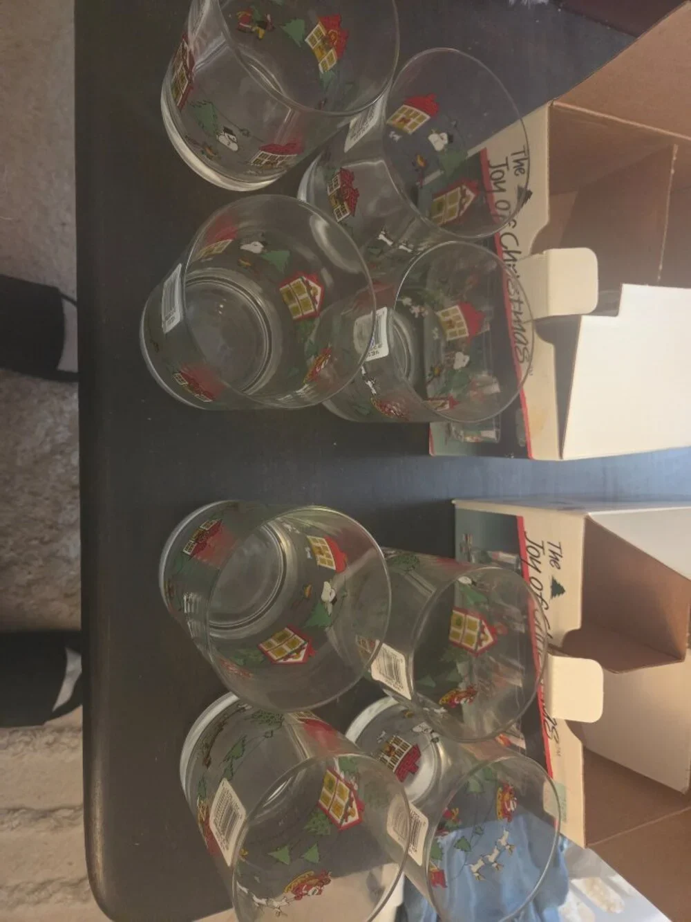 8 Christmas glasses in box from 1988